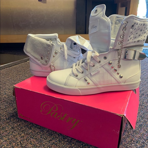 monogram converse sneakers